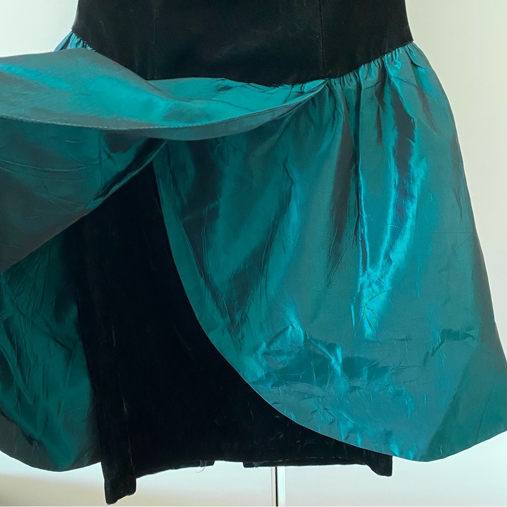 Vintage Jessica McClintock Gunne Sax Velvet Mini Dress - Picture 5 of 16